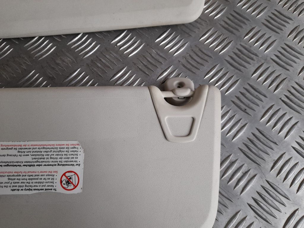 Saules aizsargs priekš DODGE JOURNEY 2008 3 Saules aizsargs priekš DODGE JOURNEY 2008