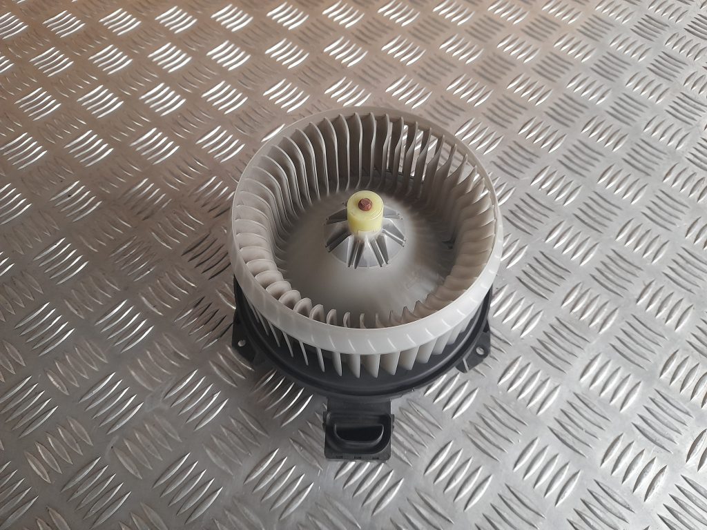 Salona ventilators priekš DODGE JOURNEY 2008