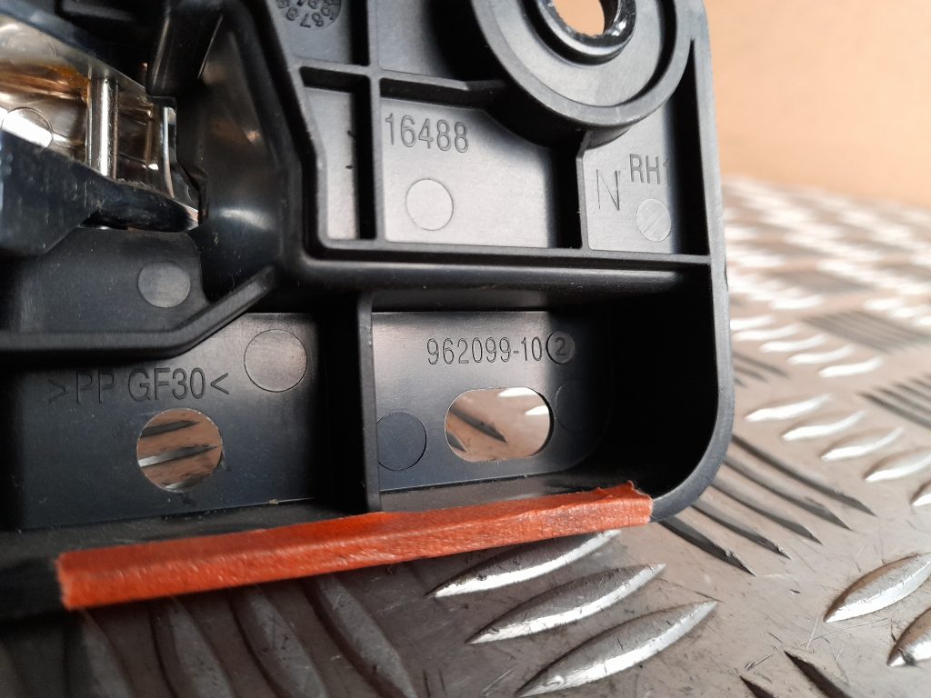 Salona durvju rokturis, priekšējais labais priekš DODGE JOURNEY 2008 4 Salona durvju rokturis, priekšējais labais priekš DODGE JOURNEY 2008