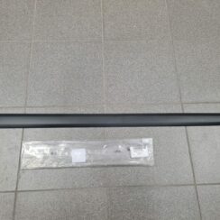 Priekšējo kreiso durvju moldings priekš SKODA YETI 2012