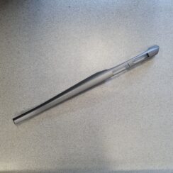 Mērinstrumentu paneļa dekoratīvā uzlika priekš TOYOTA AVENSIS 2008