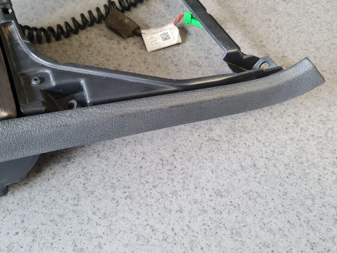 Krūzes turētājs priekš VOLVO XC90 2004