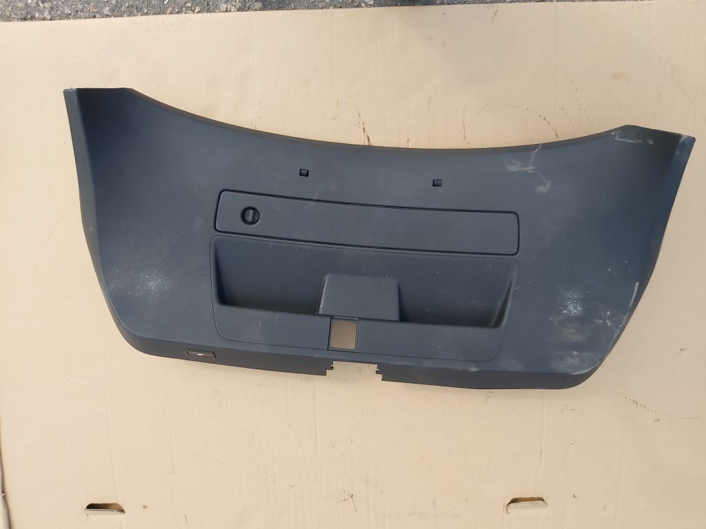 Bagāžnieka vāka liela apdare priekš AUDI A7 2011 SPORTBACK