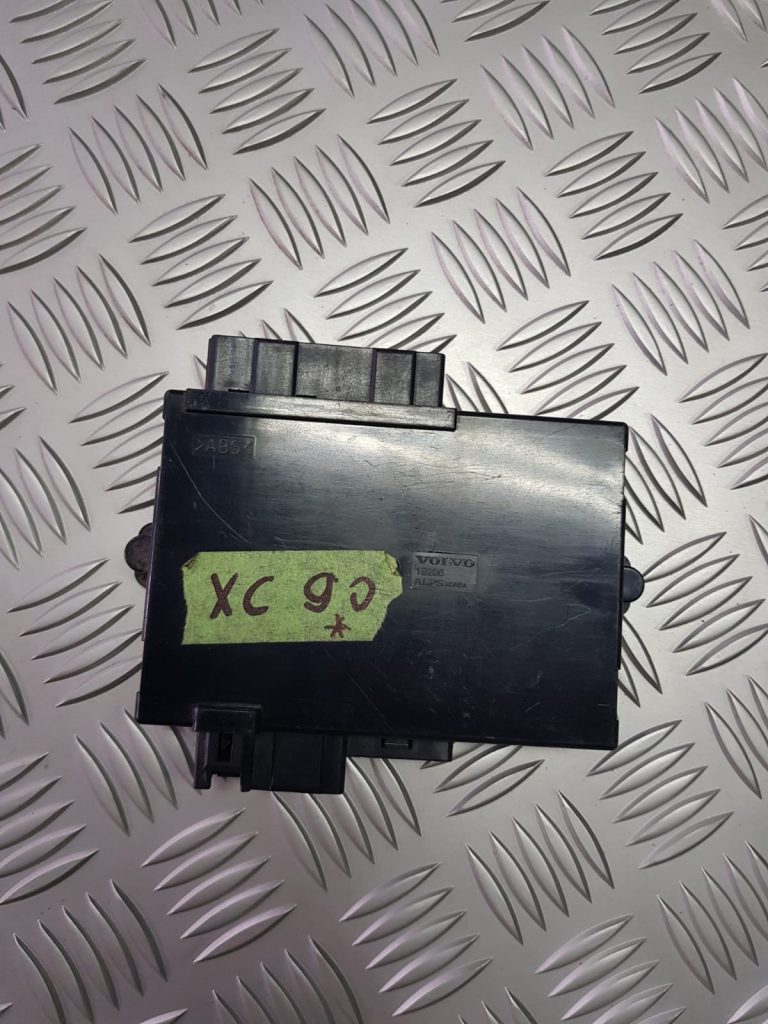 Sēdekļu vadības bloks priekš VOLVO XC90 2004 1 Sēdekļu vadības bloks priekš VOLVO XC90 2004