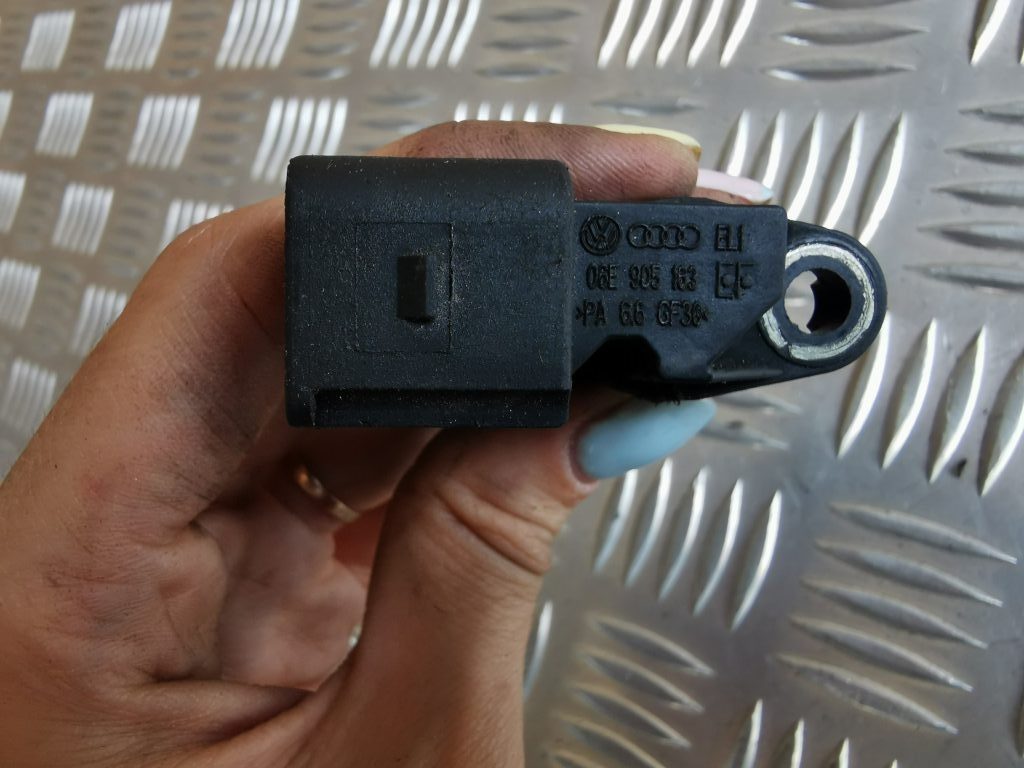 Sadales vārpstas devējs priekš VW PHAETON 2005 4 Sadales vārpstas devējs priekš VW PHAETON 2005