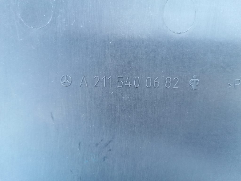 Drošinātāju relejas kaste priekš MERCEDES BENZ CLS 320 2005