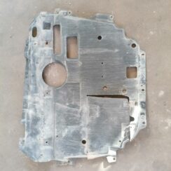 Dzinēja aizsargs priekš TOYOTA AVENSIS 2012