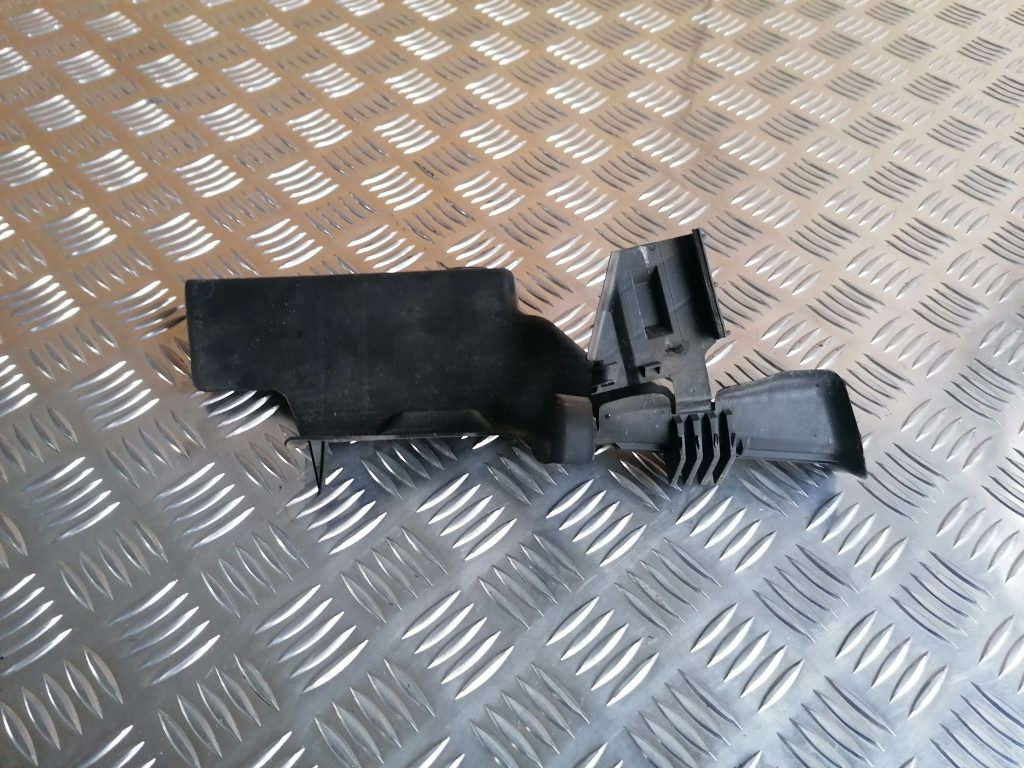 Durvju iekšēja plastmasa priekš AUDI A4 2007