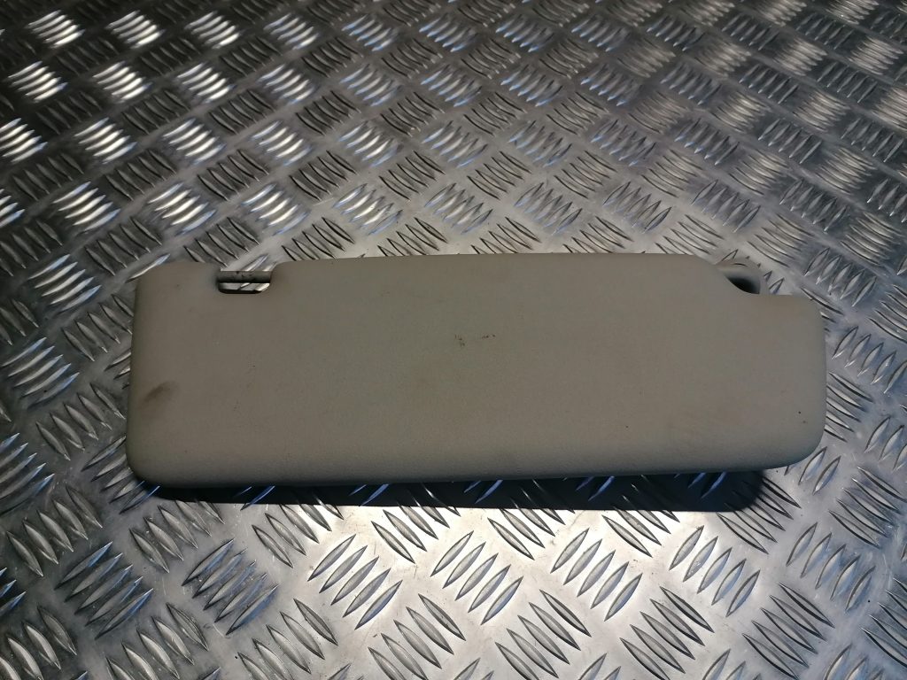 Saules aizsargs priekš AUDI A4 2007 1 Saules aizsargs priekš AUDI A4 2007