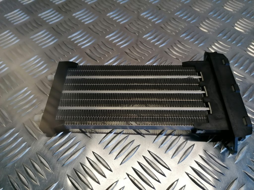 Papildus autonoma elektriskais sildītājs priekš KIA CEED 2013 1 Papildus autonoma elektriskais sildītājs priekš KIA CEED 2013