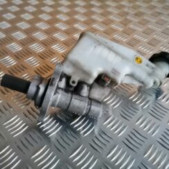 Bremžu pastiprinātāja galvenais cilindrs priekš KIA CEED 2013