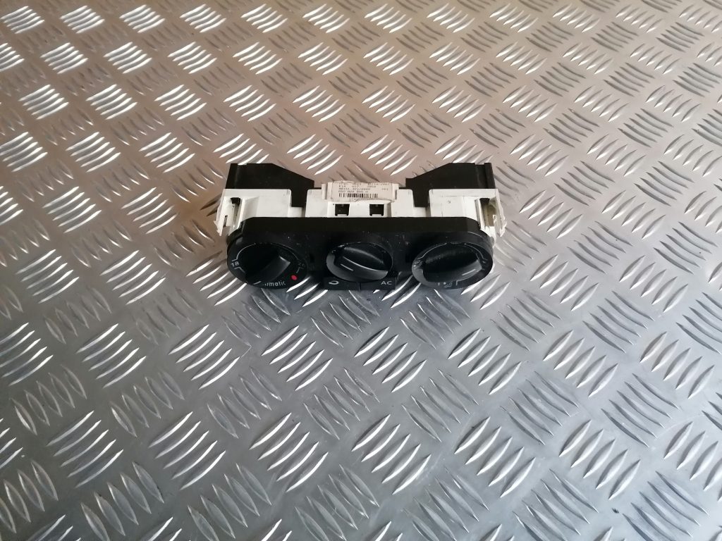 Klimata kontroles bloks priekš VW POLO 2008