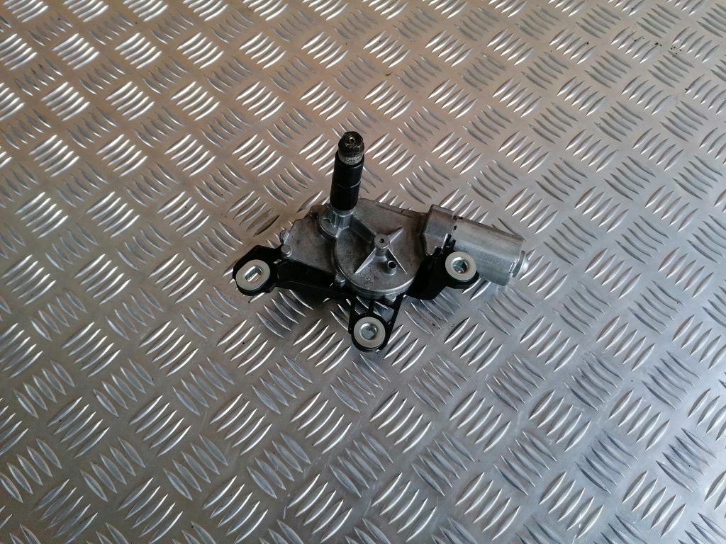 Aizmugurējā stikla tīrītāja motors priekš VW POLO 2008