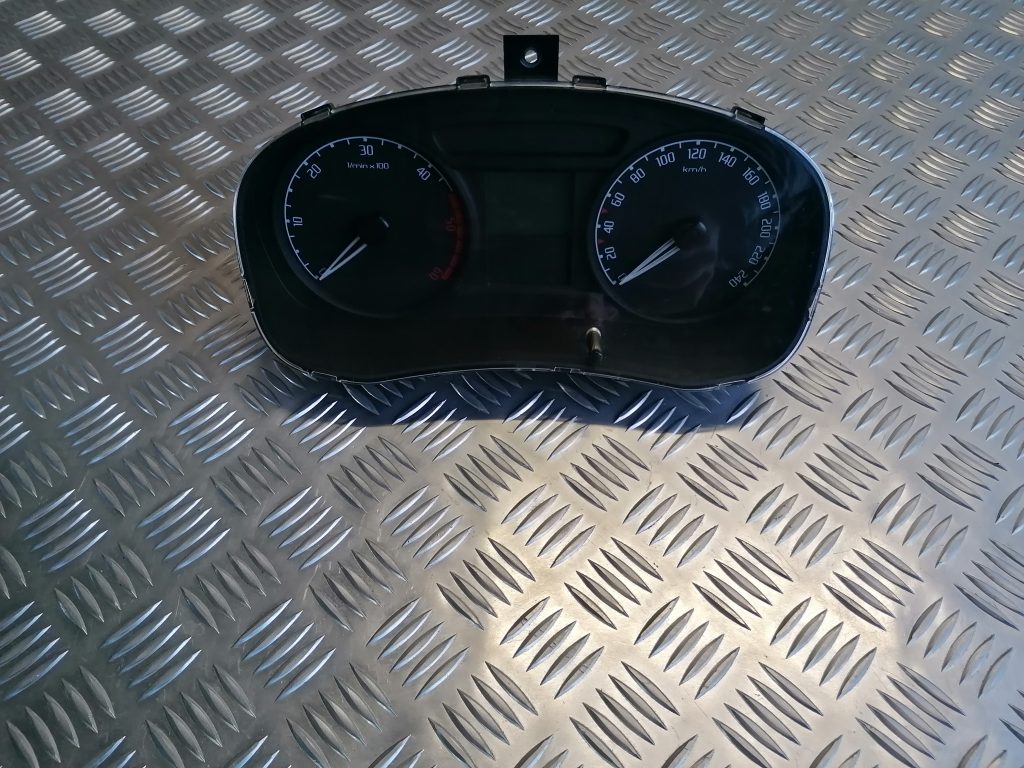 Spidometrs priekš ŠKODA FABIA 2008 1 Spidometrs priekš ŠKODA FABIA 2008