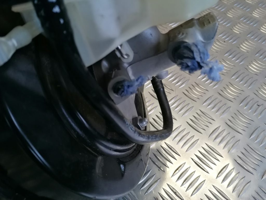 Bremžu pastiprinātāja galvenais cilindrs priekš BMW 330D E91 2008 TOURING