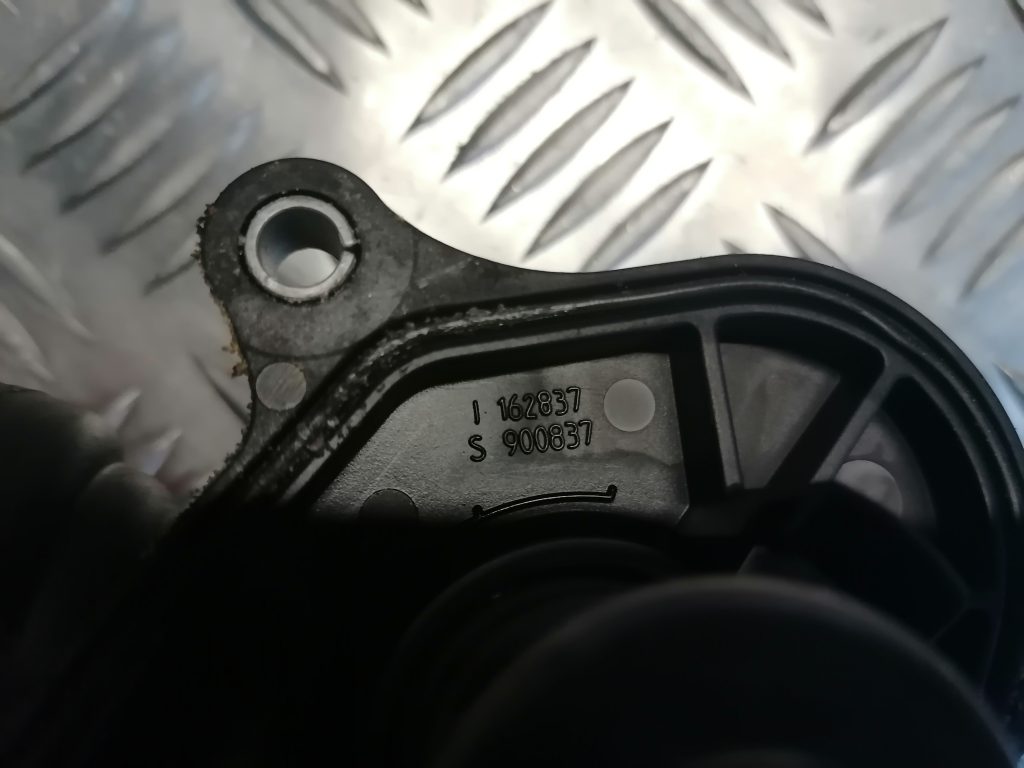 Termostata korpuss priekš BMW 330D E91 2008 TOURING