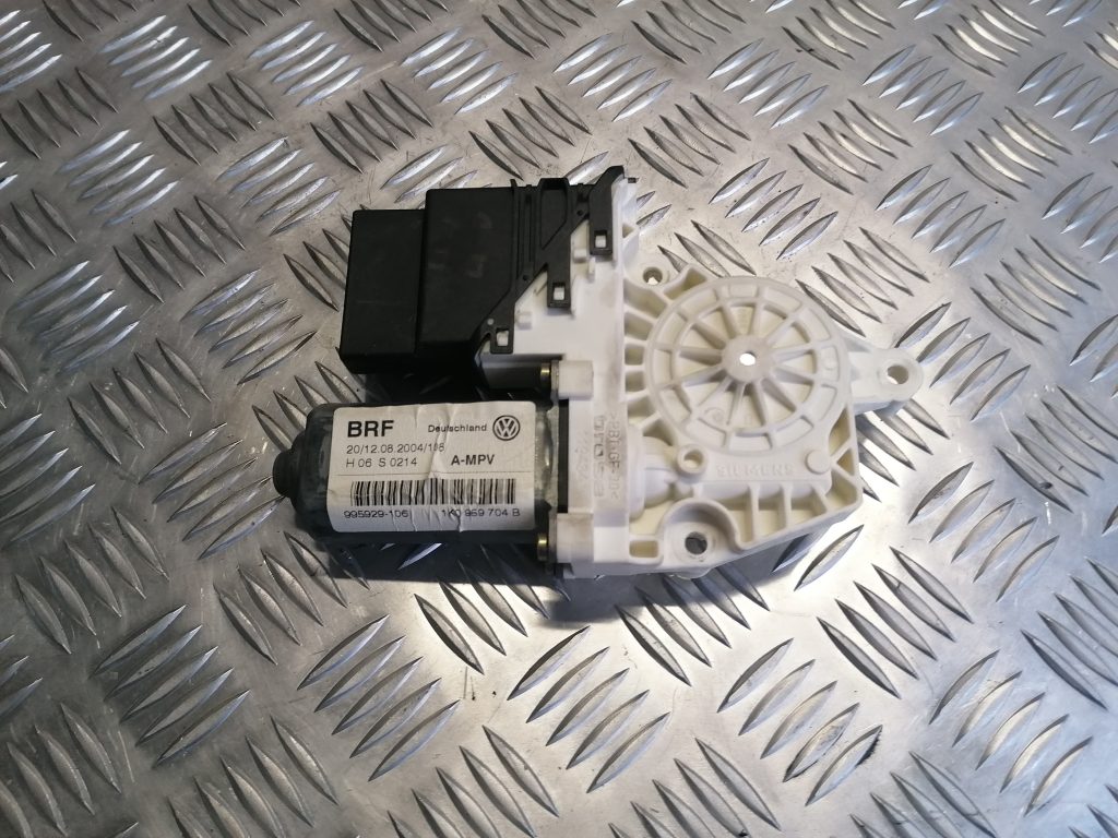 Elektrisko stiklu motors priekš VW TOURAN 2005 1 Elektrisko stiklu motors priekš VW TOURAN 2005