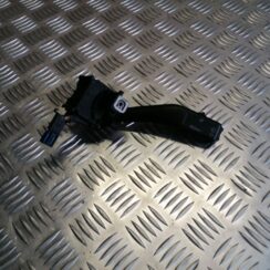 Stikla tīrītāja slēdzis priekš VW TOURAN 2005