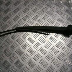 Aizmugurējā loga tīrītāja slotiņa priekš VW TOURAN 2005