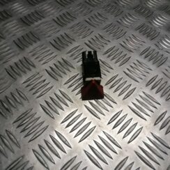 Trauksmes poga priekš VW TOURAN 2005