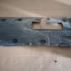 Virsbūves apakšējais aizsargs priekš VW TOURAN 2005