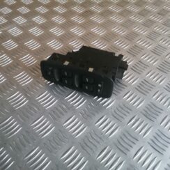 Šofera durvju slēdža pogas priekš VOLVO V70 2007