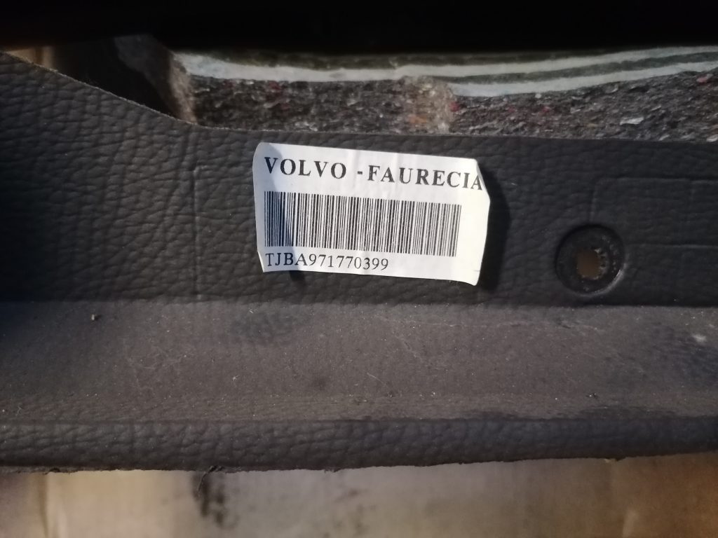 Mērinstrumentu panelis priekš VOLVO V70 2007