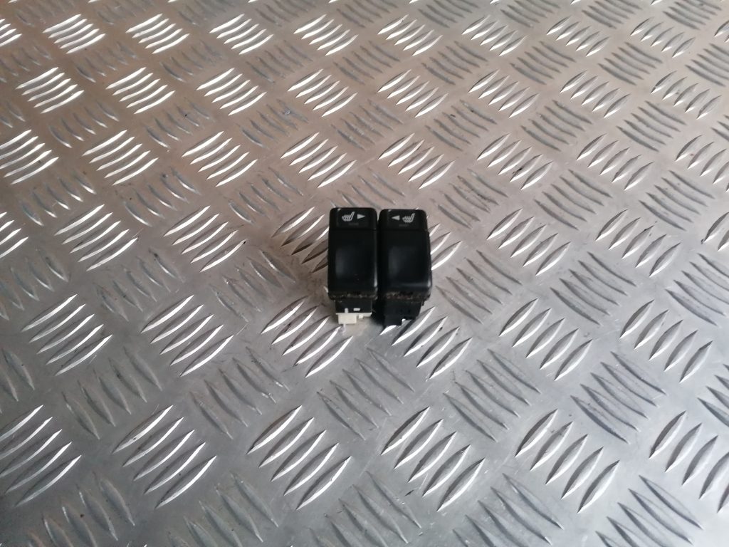 Sēdekļa apsildes ieslēgšanas poga priekš VOLVO 850 1995 1 Sēdekļa apsildes ieslēgšanas poga priekš VOLVO 850 1995