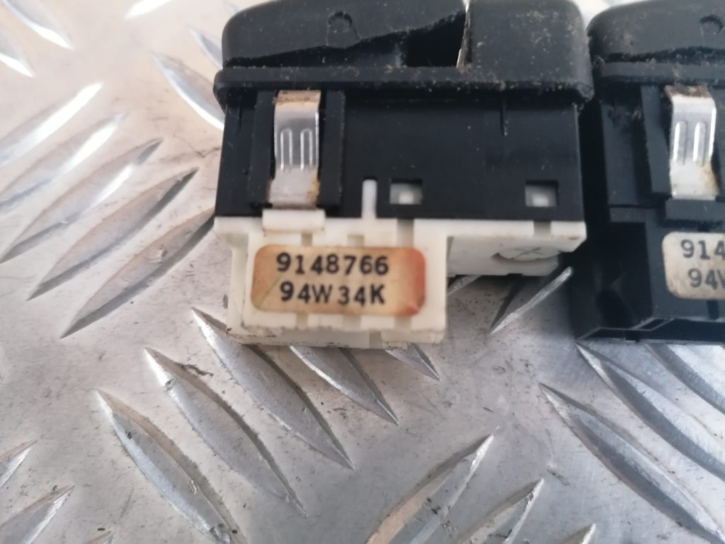 Sēdekļa apsildes ieslēgšanas poga priekš VOLVO 850 1995 3 Sēdekļa apsildes ieslēgšanas poga priekš VOLVO 850 1995