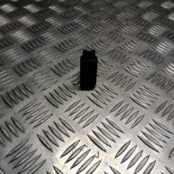 Vējstikla apsildes ieslēgšanas poga priekš VOLVO 850 1995