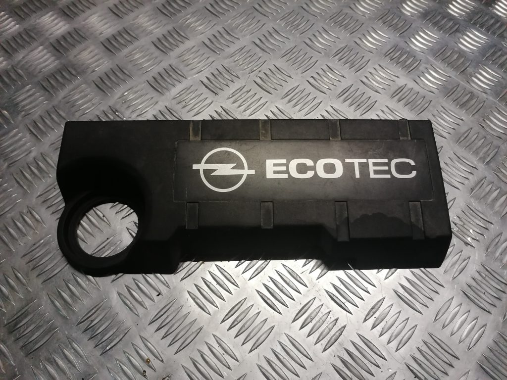 Dzinēja dekoratīvais vāks priekš OPEL MERIVA 2005 1 Dzinēja dekoratīvais vāks priekš OPEL MERIVA 2005