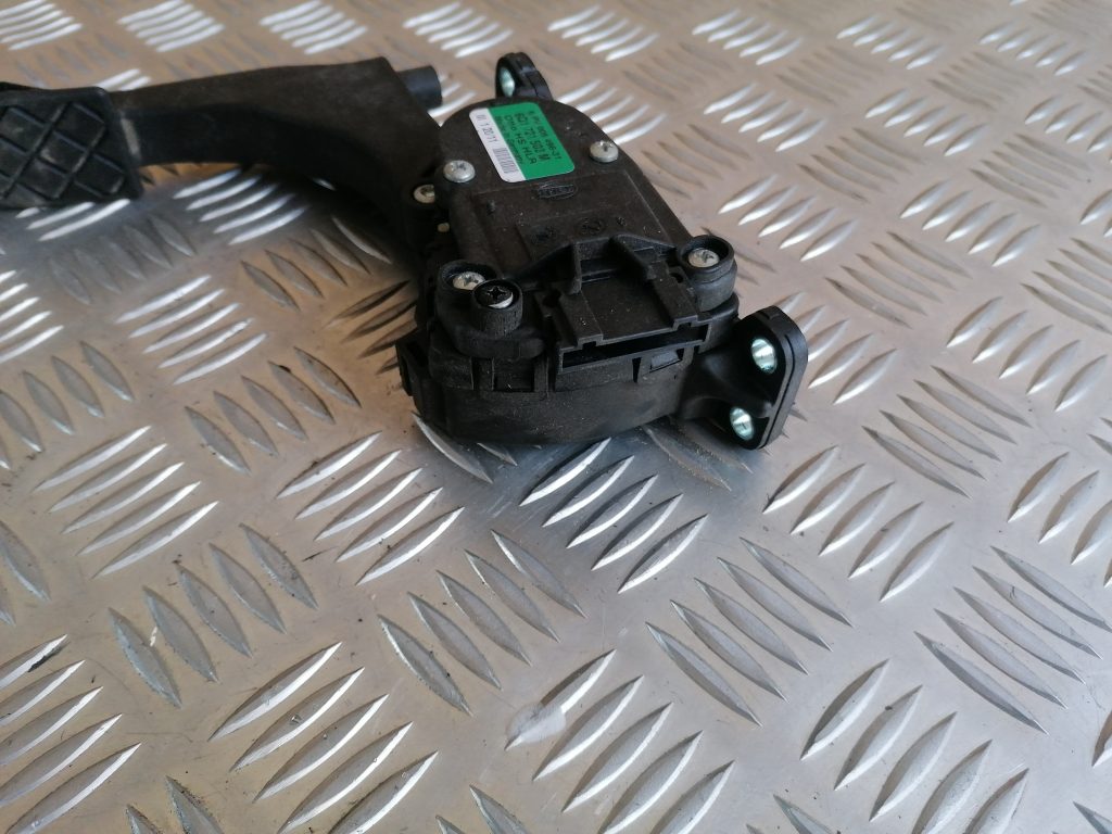 Gāzes pedālis priekš VW POLO 2011 2 Gāzes pedālis priekš VW POLO 2011