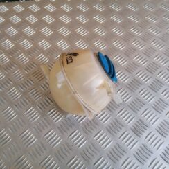 Dzesēšanas šķidruma tvertne priekš VW POLO 2011