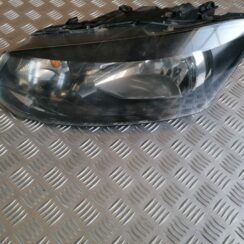 Priekšējais kreisais lukturis priekš VW POLO 2011