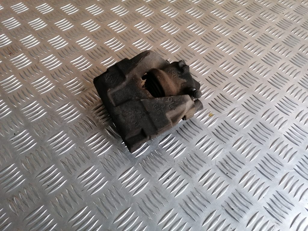 Priekšējais kreisais suports priekš RENAULT MEGANE 2011 1 Priekšējais kreisais suports priekš RENAULT MEGANE 2011