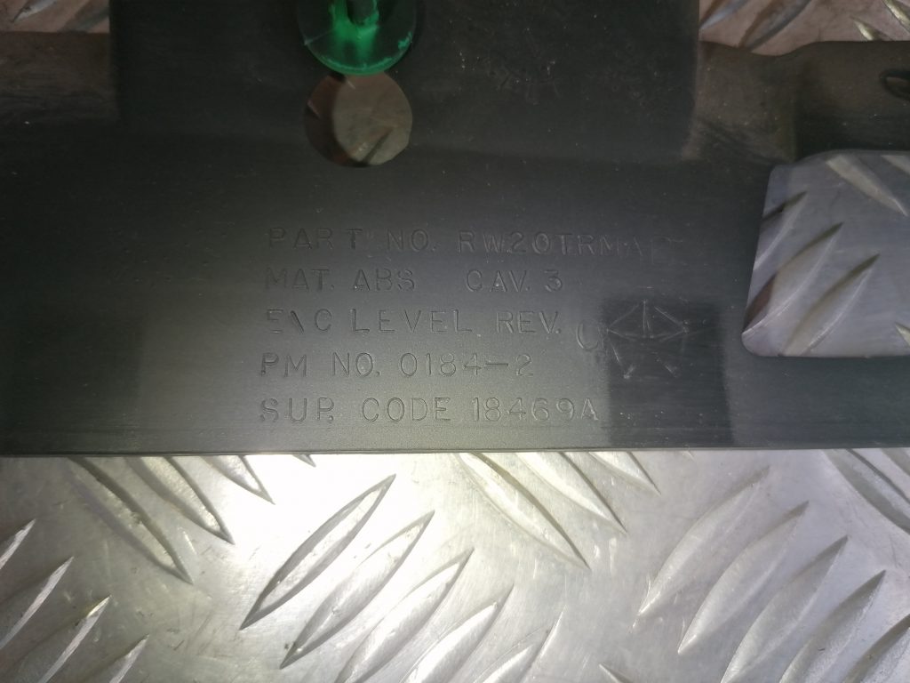 Spidometra apdare priekš CHRYSLER GRAND VOYAGER 2004 3 Spidometra apdare priekš CHRYSLER GRAND VOYAGER 2004