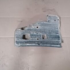 Virsbūves apakšējais aizsargs priekš TOYOTA COROLLA VERSO 2005