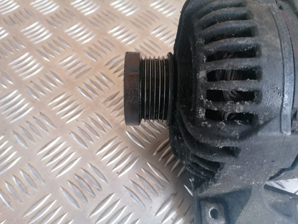 Ģenerators priekš VOLVO V70 2004