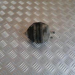 Dzinēja spilvens priekš VOLVO V70 2004