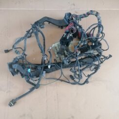 Dzinēja vadi priekš VOLVO V70 2004