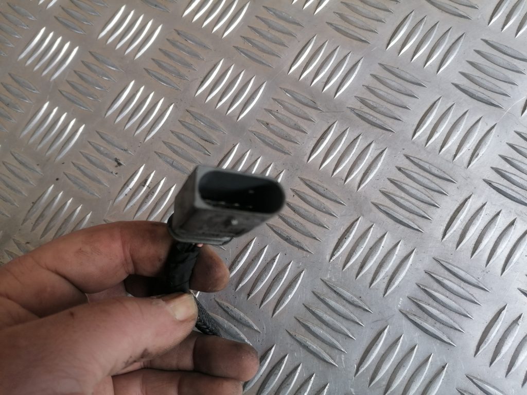 Kvēlsveču vadi priekš FORD C-MAX 2011