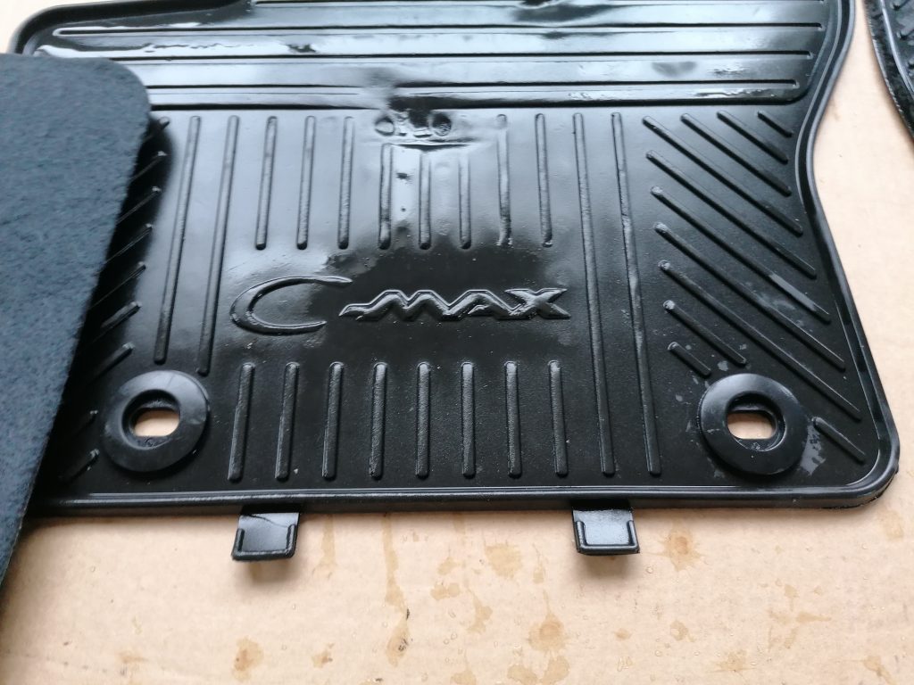 Salona paklāju komplekts priekš FORD C-MAX 2011 3 Salona paklāju komplekts priekš FORD C-MAX 2011