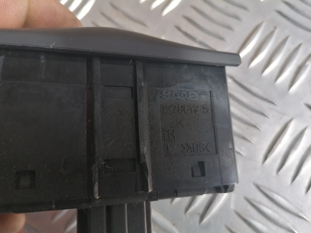Gaismas slēdzis priekš SAAB 9-3 2002 4 Gaismas slēdzis priekš SAAB 9-3 2002