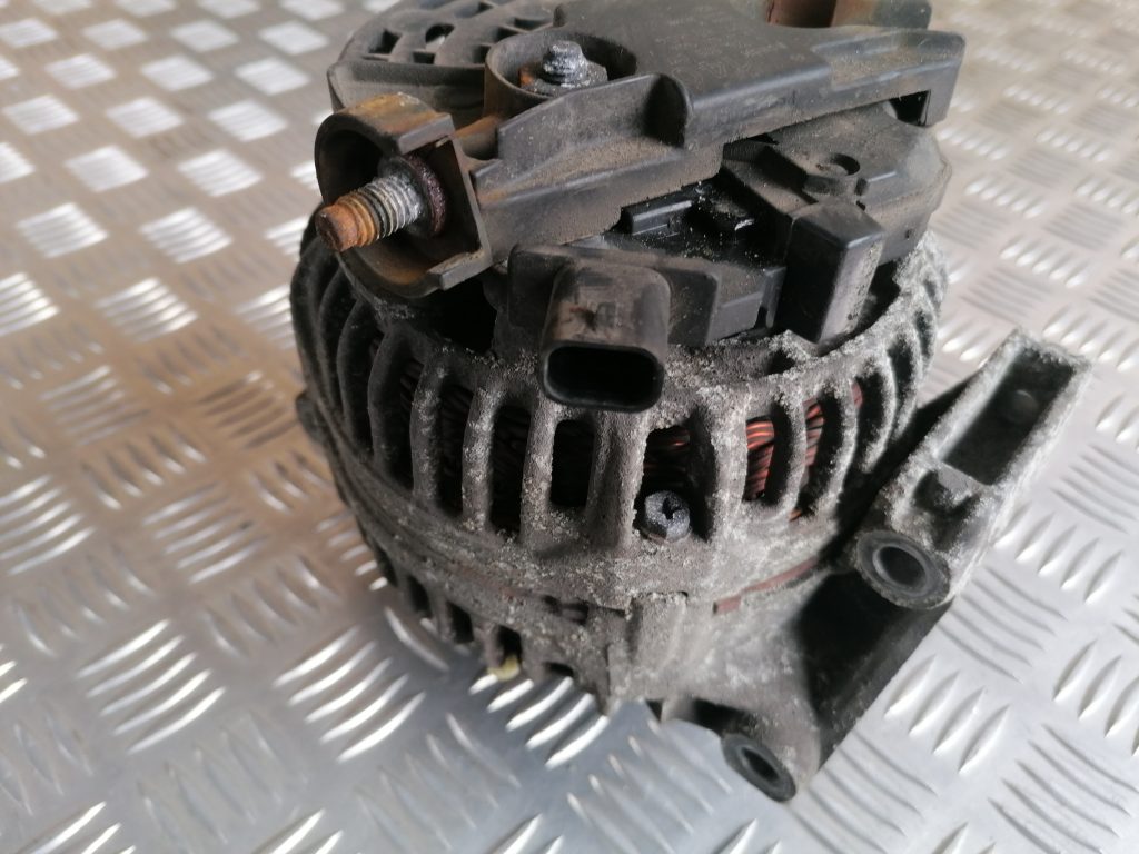 Ģenerators priekš SAAB 9-3 2002