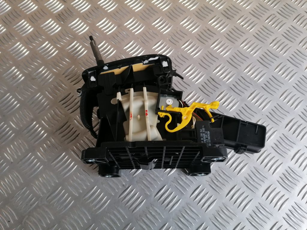 Ātrumu pārslēgšanas slēdzis priekš SAAB 9-3 2002 6 Ātrumu pārslēgšanas slēdzis priekš SAAB 9-3 2002