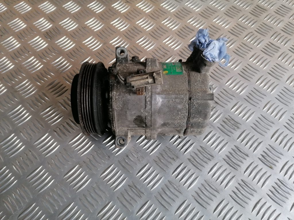 Gaisa kondicioniera kompresors priekš SAAB 9-3 2002 1 Gaisa kondicioniera kompresors priekš SAAB 9-3 2002