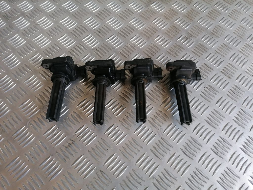 Augstsprieguma spole priekš SAAB 9-3 2002 1 Augstsprieguma spole priekš SAAB 9-3 2002