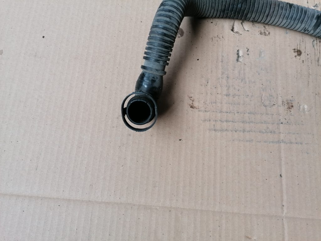 Dzesēšanas caurule priekš SAAB 9-3 2002 2 Dzesēšanas caurule priekš SAAB 9-3 2002