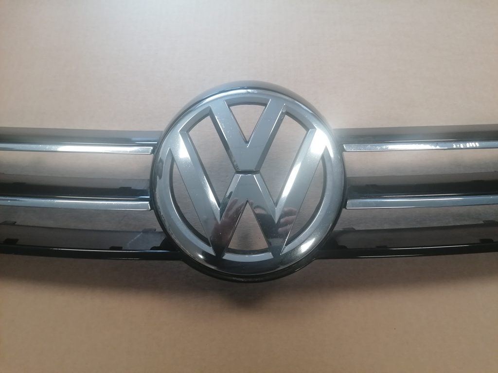 Bufera reste priekš Volkswagen Sharan 2011-