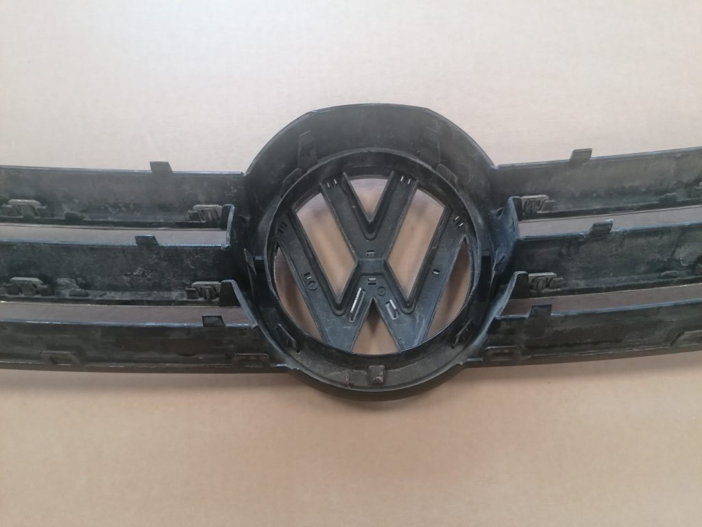 Bufera reste priekš Volkswagen Sharan 2011-